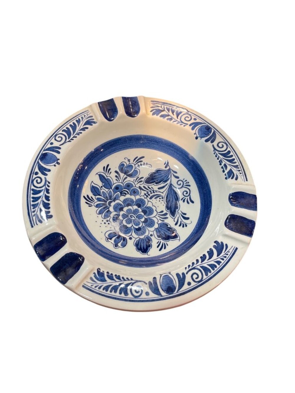 Delfts Distel VTG hand painted blue white round ceramic ashtray SKU 10-271